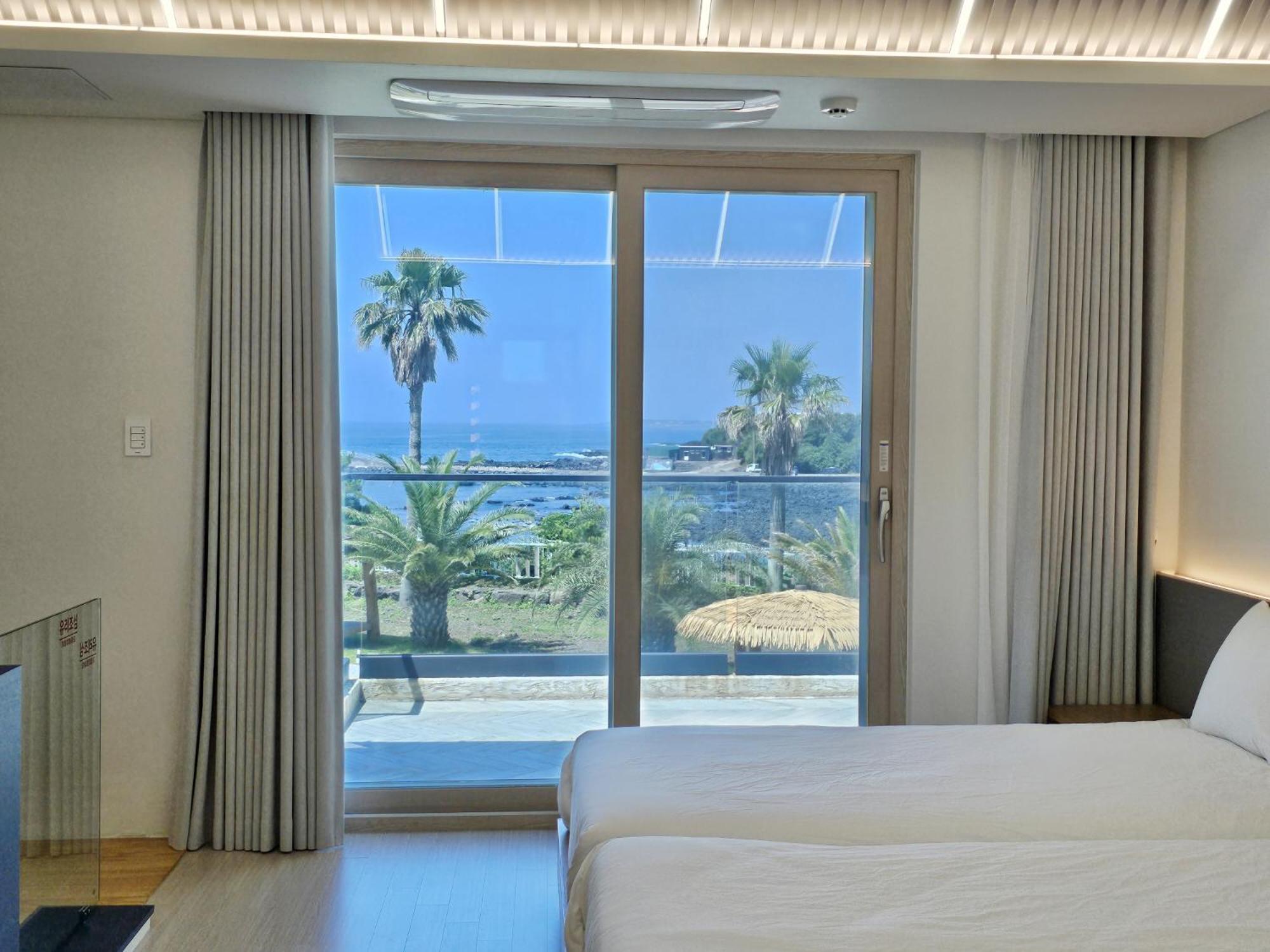 Jeju Badayeon Villa ซอกวีโพ ภายนอก รูปภาพ
