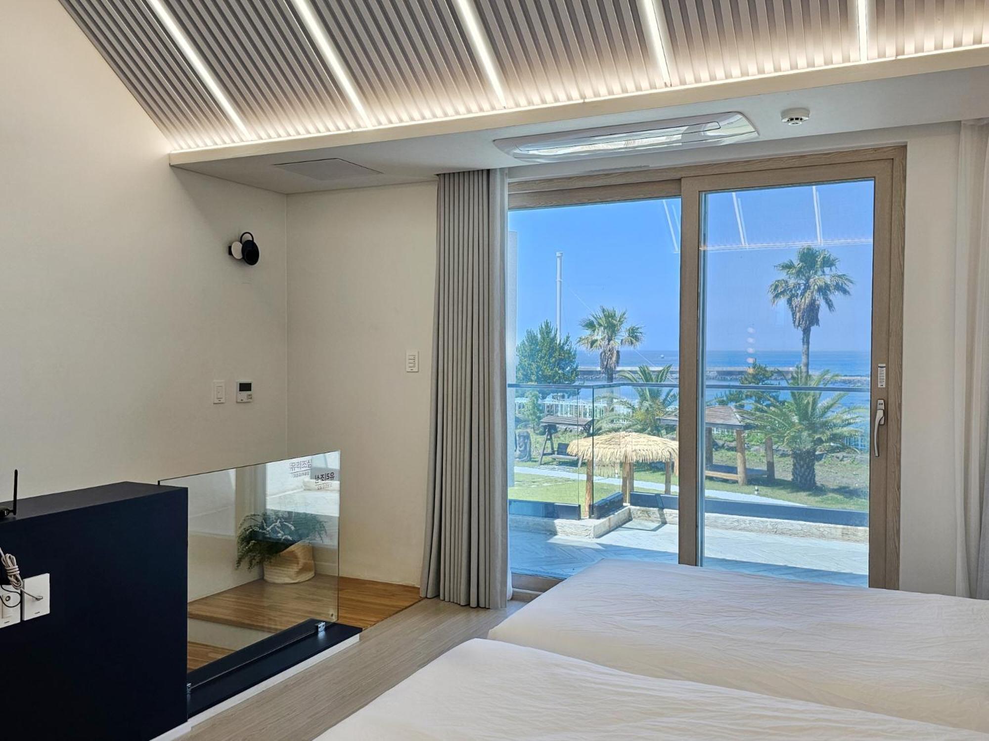 Jeju Badayeon Villa ซอกวีโพ ภายนอก รูปภาพ