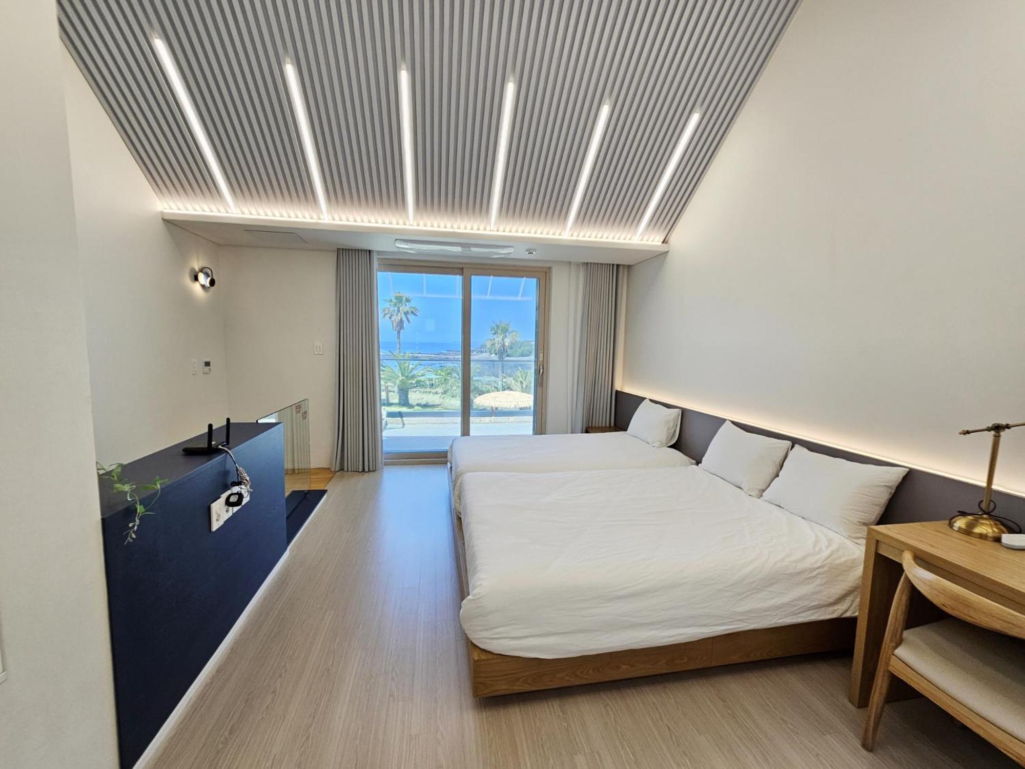 Jeju Badayeon Villa ซอกวีโพ ภายนอก รูปภาพ