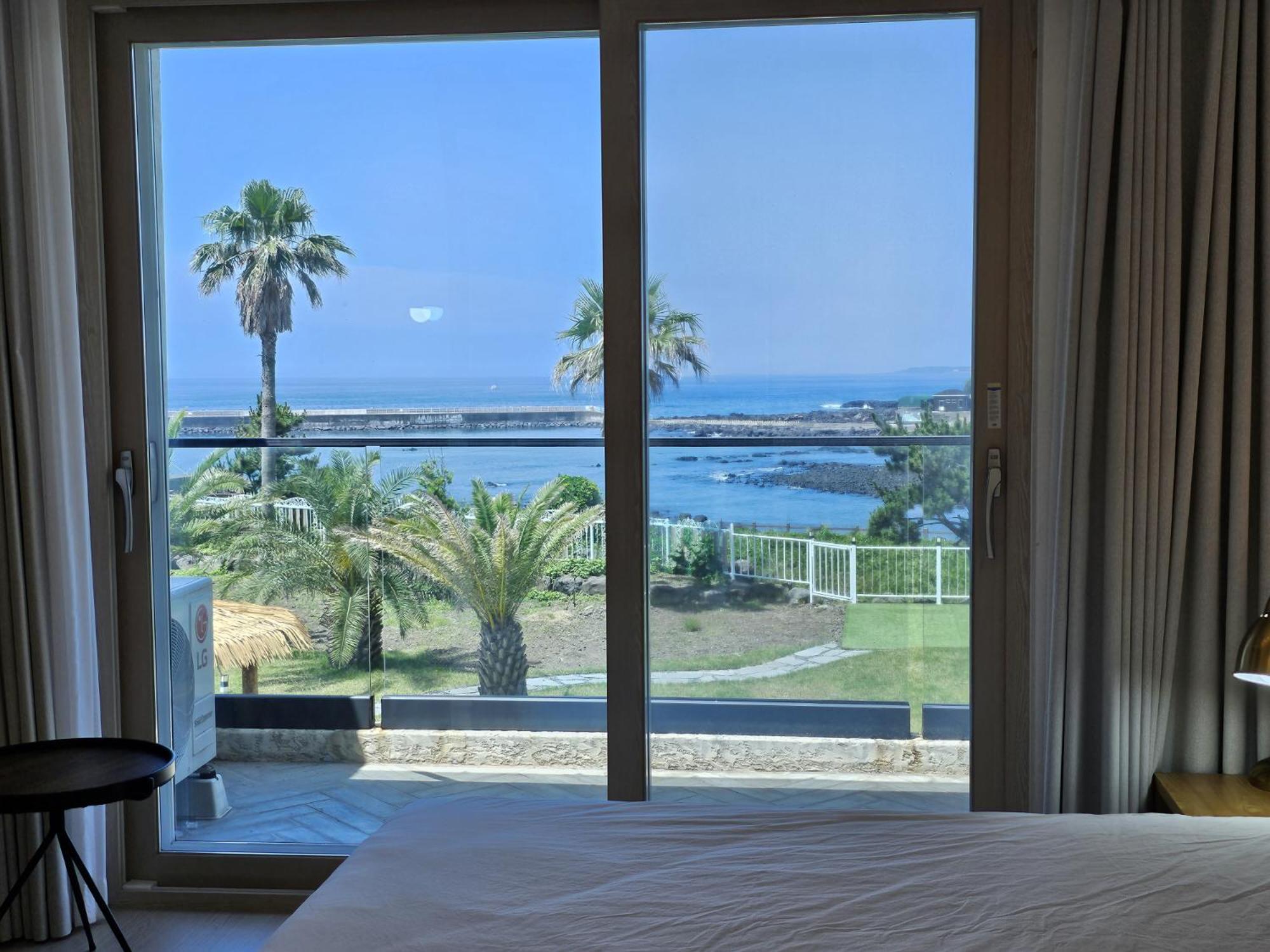 Jeju Badayeon Villa ซอกวีโพ ภายนอก รูปภาพ