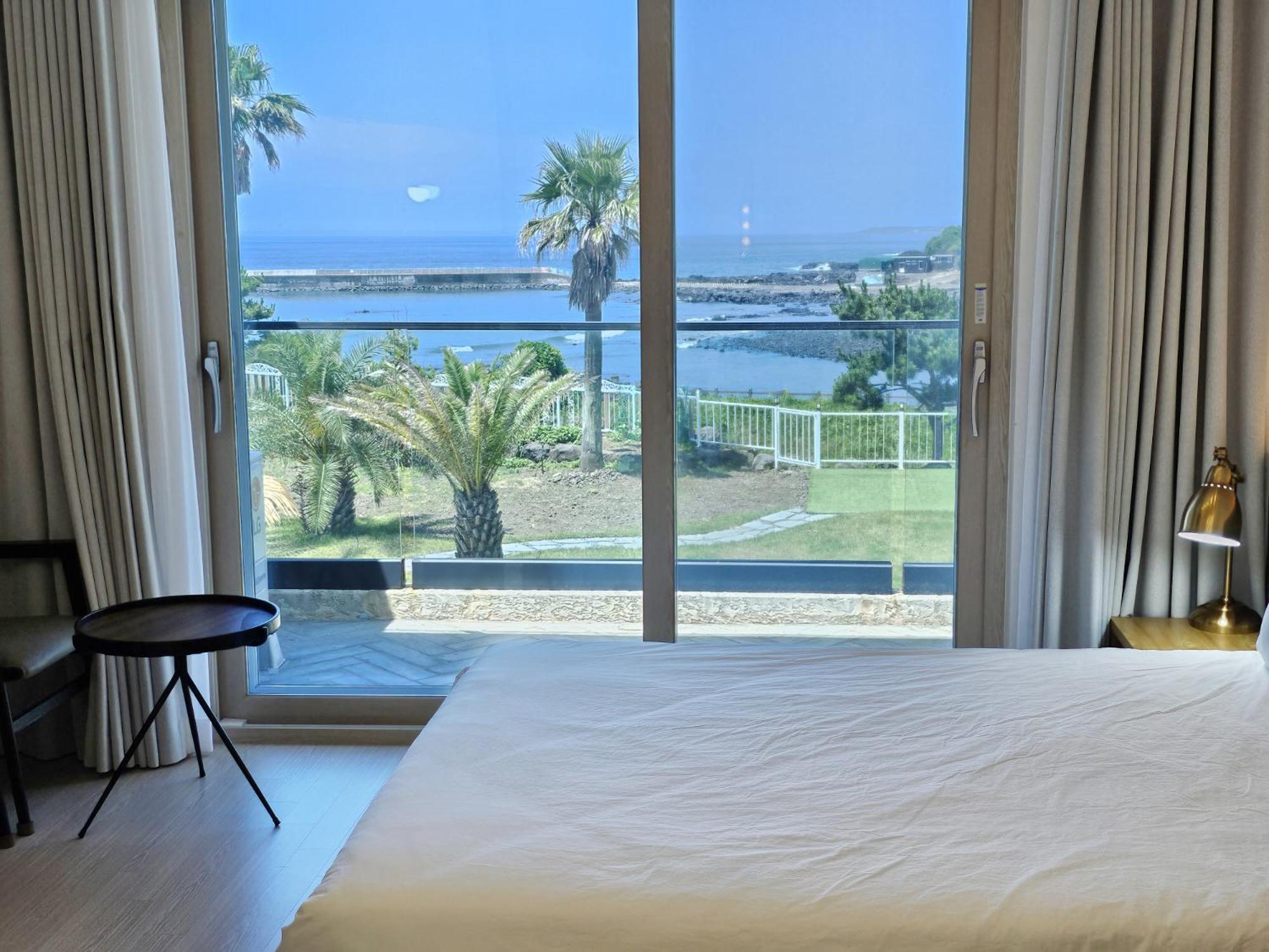 Jeju Badayeon Villa ซอกวีโพ ภายนอก รูปภาพ