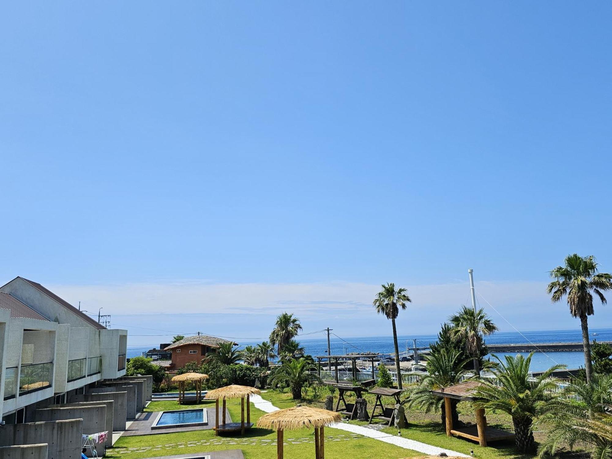 Jeju Badayeon Villa ซอกวีโพ ภายนอก รูปภาพ