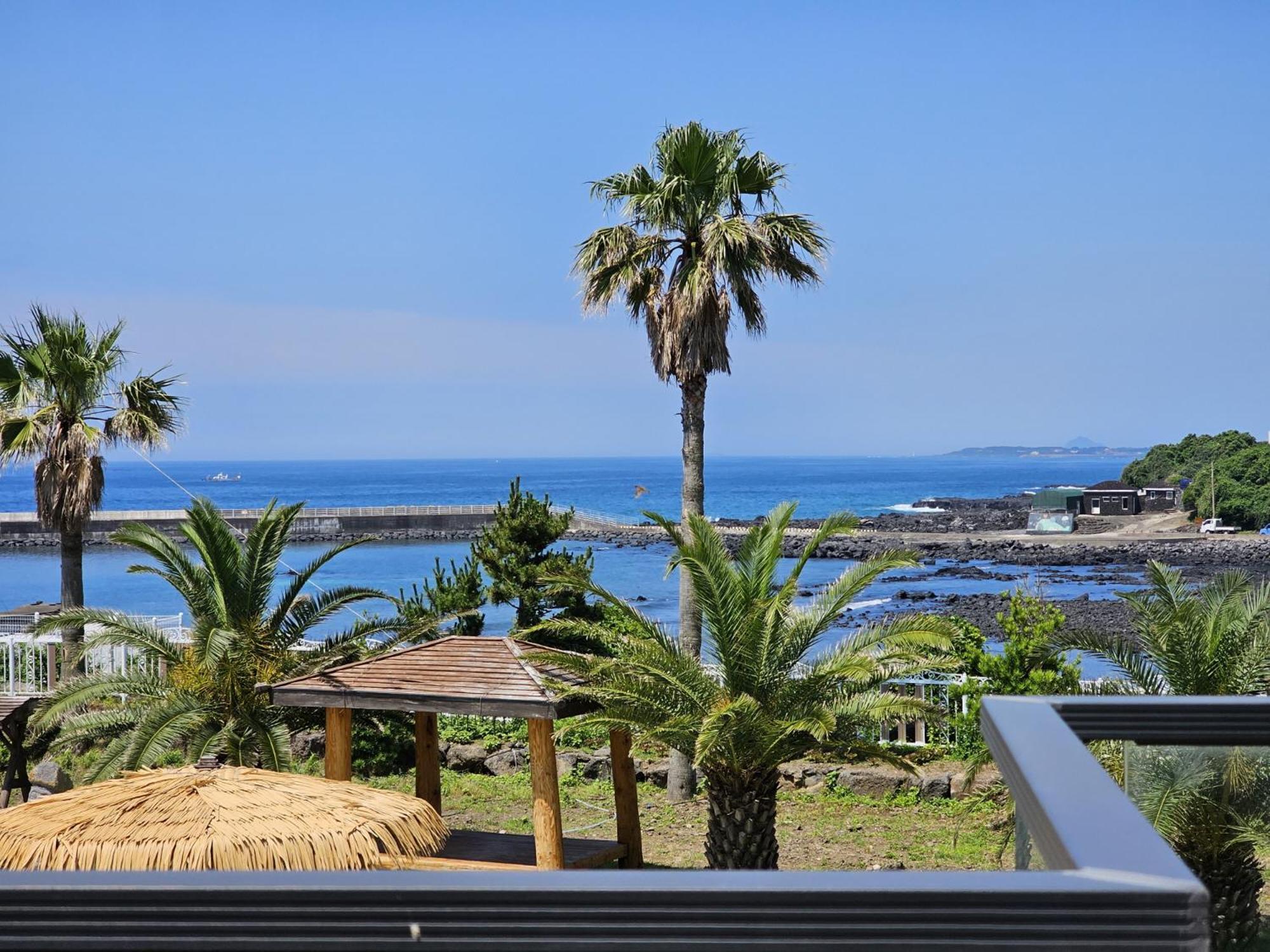 Jeju Badayeon Villa ซอกวีโพ ภายนอก รูปภาพ