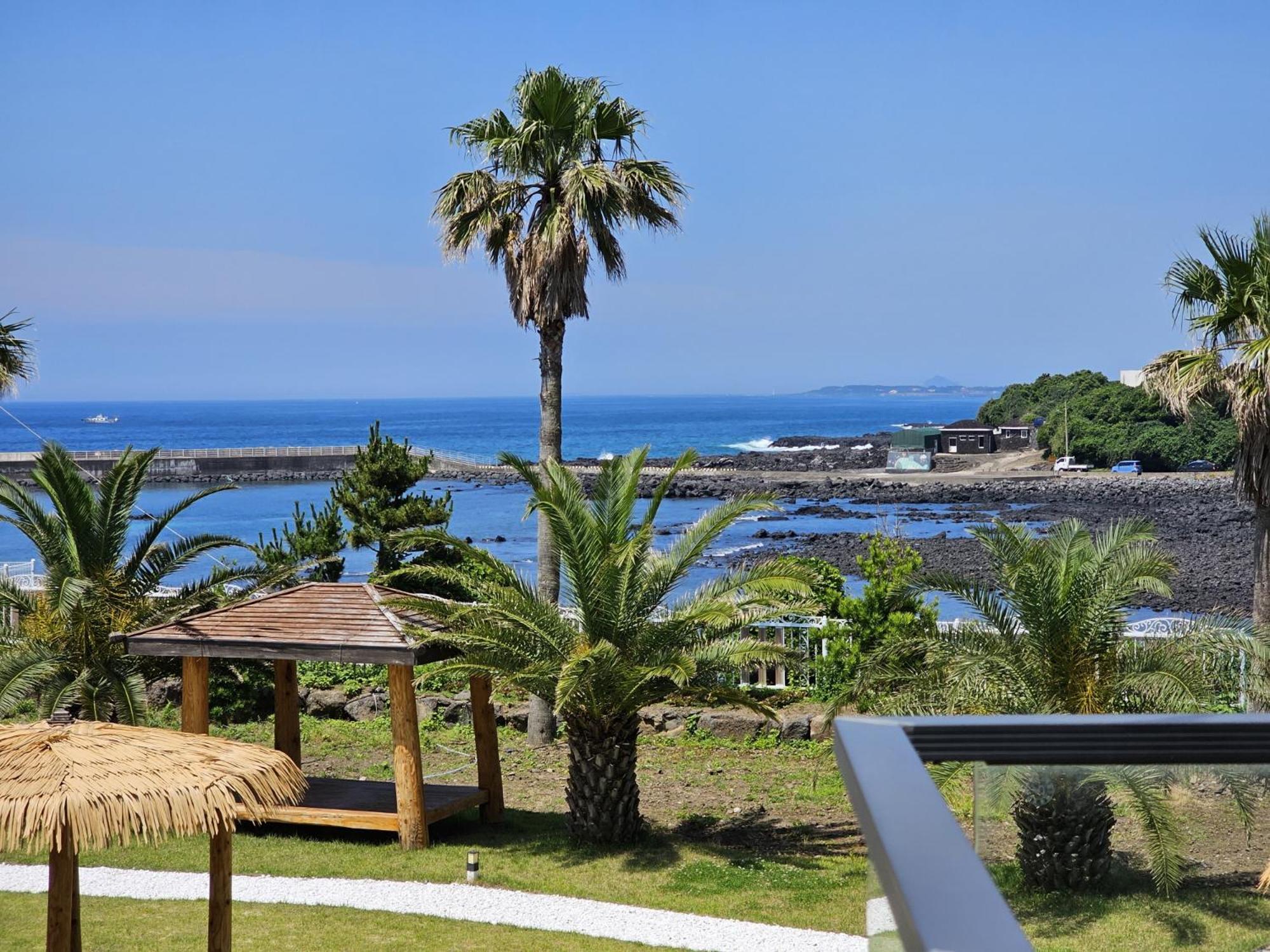 Jeju Badayeon Villa ซอกวีโพ ภายนอก รูปภาพ